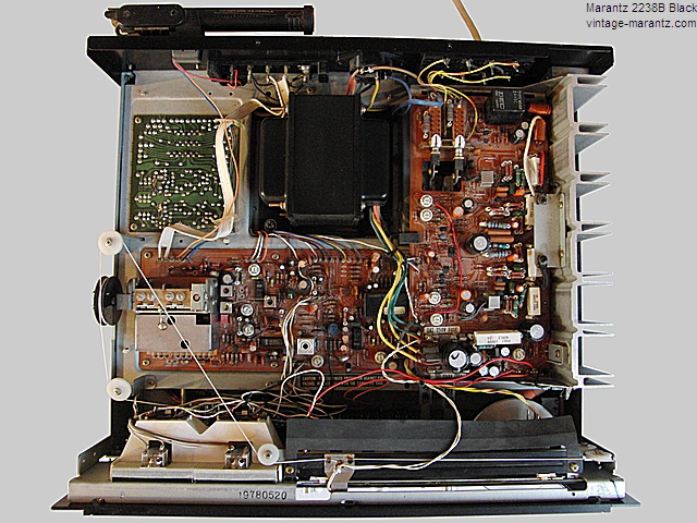 Marantz 2238B Black Details